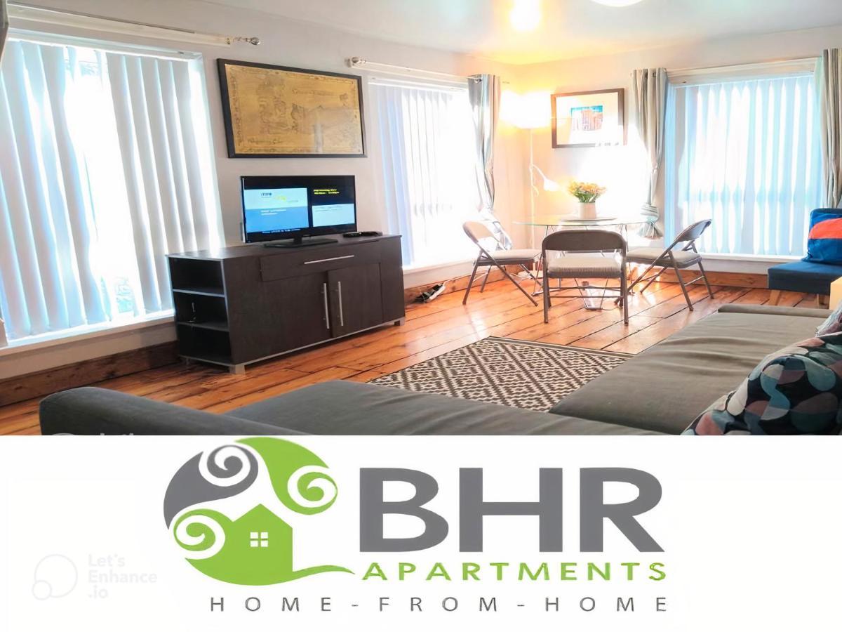 Perfect Central City Location - Parking - 3 Beds - 2 Bedrooms เบลฟาสต์ ภายนอก รูปภาพ